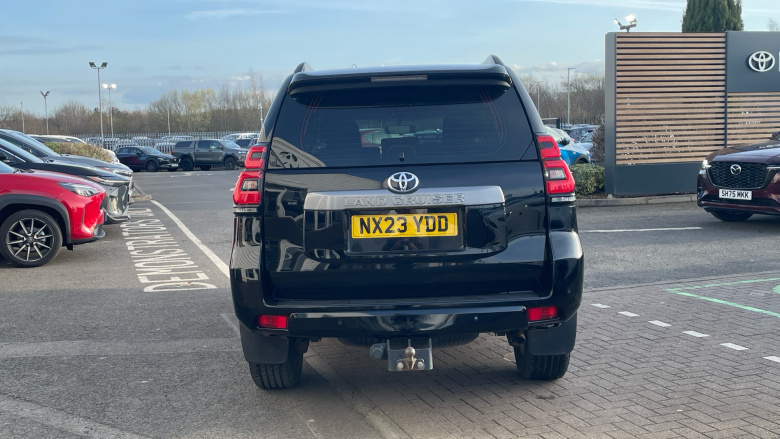 Toyota Land Cruiser 2.8 D-4D 204 Active 5dr Auto 7 Seats Diesel Station Wagon